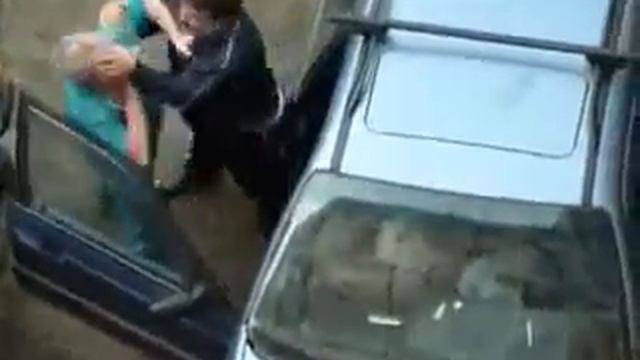 Драки уличные.Жесть смотреть всем!!! смотреть онлайн