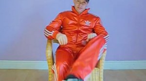 Red Adidas Chile 62