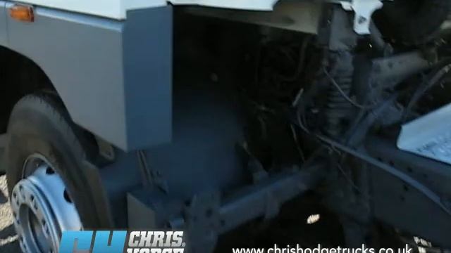 DAF CF85 lightweight 4 x 2 tractor - Chris Hodge Trucks TV video walkaround смотреть онлайн