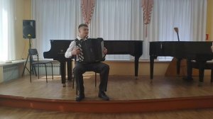 1. Е. Дербенко  Хоральная прелюдия фа минор. 3.08 2. Г. Шендерев Русский танец 3.20.