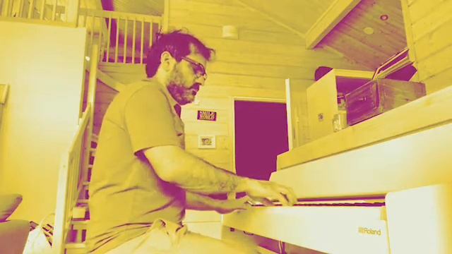 Free interpretation on Piano. Santa Helena da Serra / Lapin Kesä.
From the Pampas to Lapland. смотреть онлайн