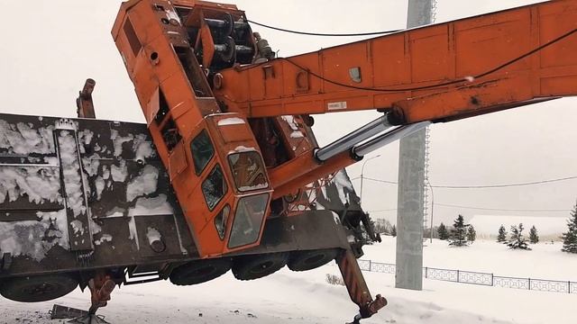 Упал Кран КАТО на Ленту в г. Прокопьевск 28.11.19: смотреть онлайн