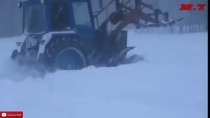 Тракторы застряли в грязи - Самая удачная видеоподборка