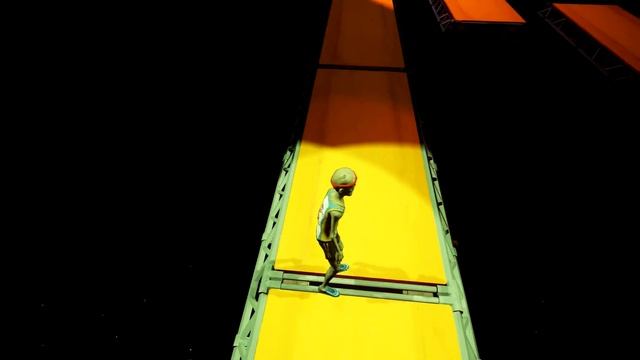 ZOMBIES CAN BREAK DANCE YOLO | BEN and ED gameplay смотреть онлайн