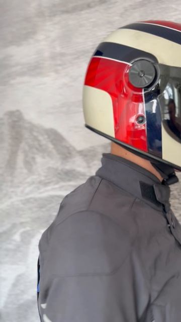 Продаю мото костюм куртка и брюки с полной: спина, колени, бедра BMW motorrad PaceDry Adventure смотреть онлайн