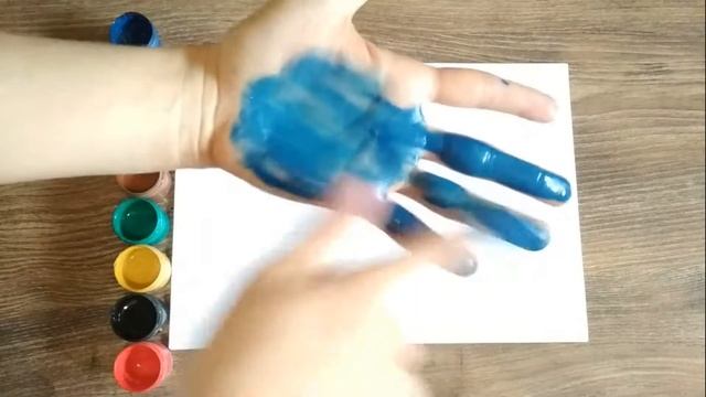 Разноцветные пальчики, учим цвета. Игруныч  Непоседа.  Multi colored fingers