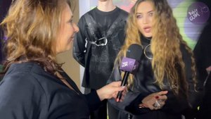 U108 воспели мантры в женский день