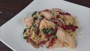 Куриная паста со шпинатом — вкусно и сытно! 🍝✨