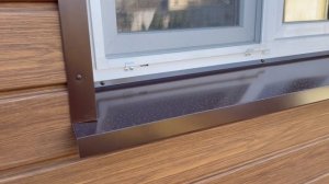 Откосы на окна в дачный дом со стороны улицы .Какие лучше сделать ?!