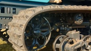 Трактор ХТЗ-181 з гумовотросовою гусеницею