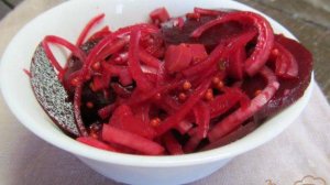 Маринованная свекла с луком