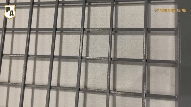 Решетчатая дверь с отверстием под коммуникации смотреть онлайн