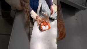 Буженина свиная , для запекания в пакете. Упаковка под вакуумом.