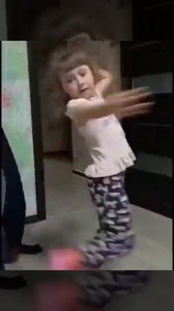 Танец-огонь!!! #shorts #dance #прикол #cildren #music #funny