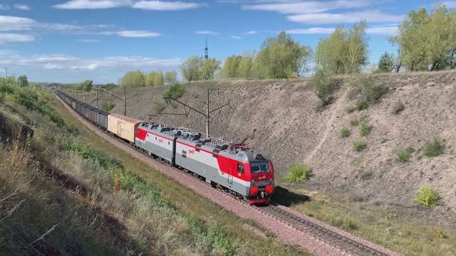 Стук колёс грузовых поездов РЖД в Хакасии | Железная дорога в России смотреть онлайн