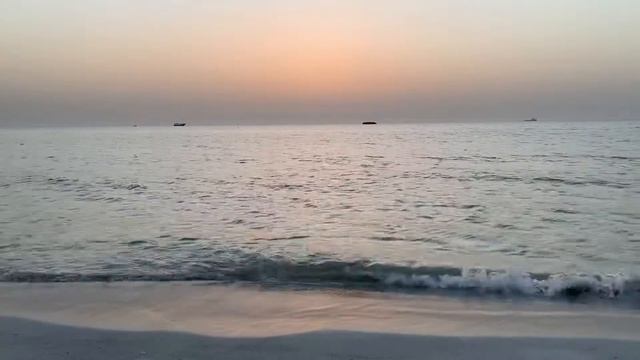 Agamy, Darweesh beach sunset and relaxing waves смотреть онлайн