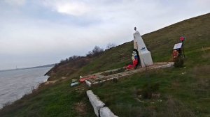Старый карантин. Прогулка по берегу моря.Уже пахнет весной