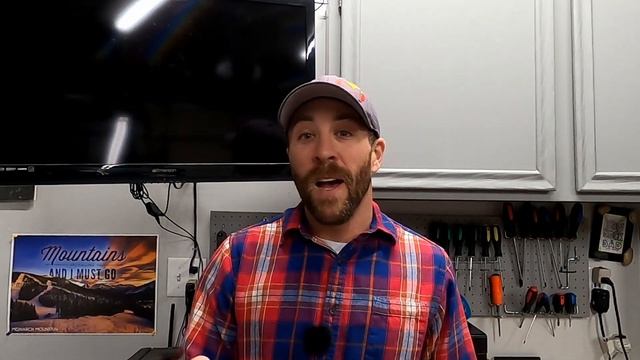 7 Reasons Why Everyone Should Have Some Solar For Their RV/Camper - Small Solar Setups For Your RV
