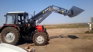 Работа погрузчика METAL FACH T-229/2 - погрузчики с ковшом для тракторов МТЗ - КИИТ