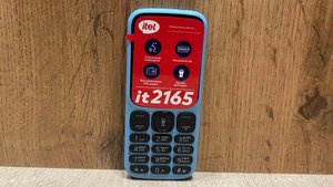 Распаковка и обзор сотового телефона Itel it2165