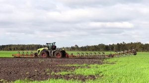 Трактор CLAAS Xerion 5000 + 16 ти корпусний плуг Grégoire Besson