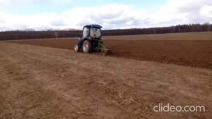 Lovol  504  с плугом 3 по 25. Вспашка под картошку