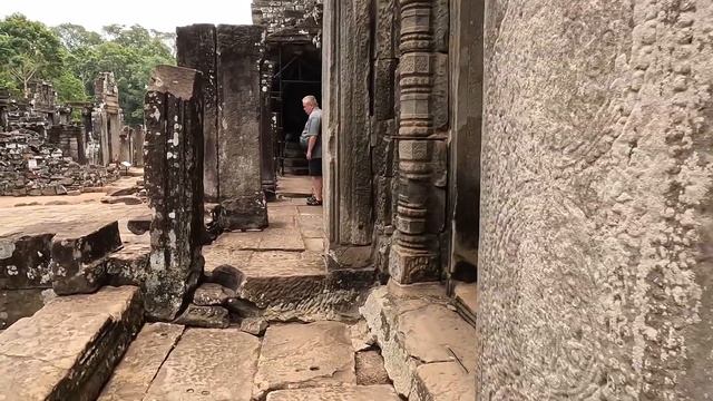 BAYON TEMPLE IN CAMBODIA. MAY 17, 2024 смотреть онлайн