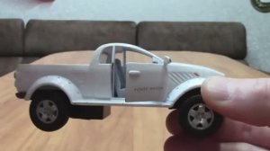 Детские машинки. Срываются в пропасть.