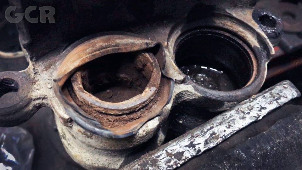 Жесть на СТО.Будни в гараже#16.Монтеро без тормозов.Оторвались сайлентблоки Опель.Подвеска Калина... смотреть онлайн