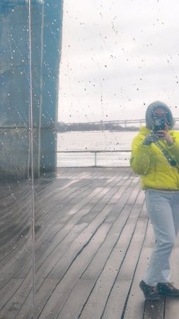 Ветреный, но прекрасный день в порту / at the harbour