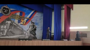 Конь - исполняет Ами Маулана