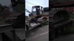 Погрузка єкскаватора драглайн на траллер МАН