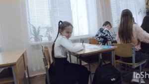 от первого лица:Школа.Вызвали к директору!