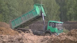 Самосвал Scania 124C 6x6