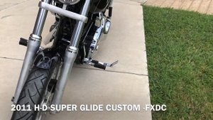 307098 2011 HARLEY-DAVIDSON DYNA SUPER GLIDE CUSTOM - FXDC