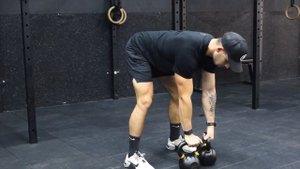 Kettlebell Gorilla Row