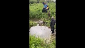 Квадрики, дождь, веселой кампанией.