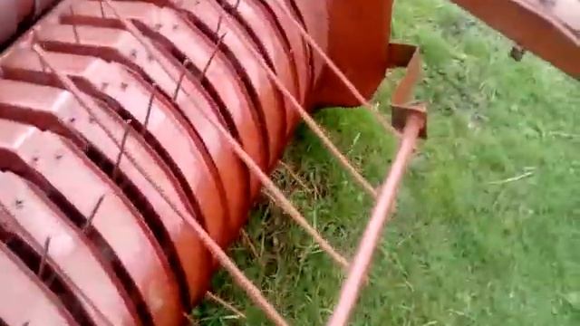 ПРП 1,6 замена нижних ремней на прессе подборщике. смотреть онлайн