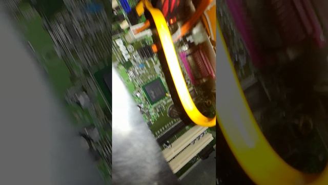 компьютор с перевернотой материнской платой