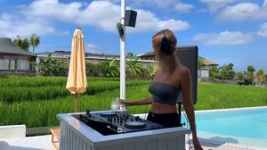 Tori Levett Live from Bali - Afro House, Melodic techno and progressive House Dj Mix