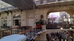 🌸 Путешествие по ГУМу: весенние покупки и ужин в столовой! 🛍️🍽️