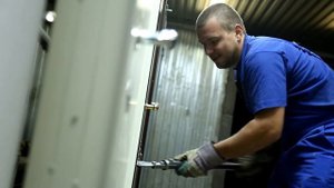 Килечный нож - заводские испытания НЕМАН. Сталь - 1.5мм