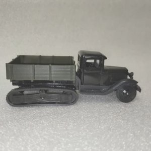 Модель автомобиля коллекционная 143 грузовик ГАЗ-60