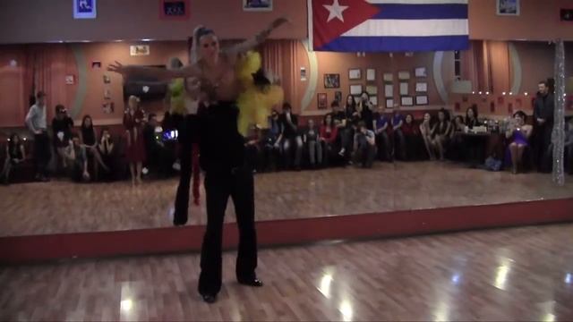 Sagit&julia salsa show new year 2013 смотреть онлайн