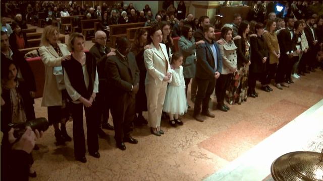 Messa di Pasqua 2018 - Duomo di Rimini смотреть онлайн