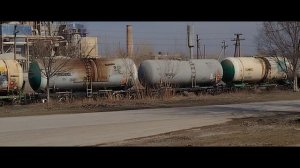2ТЭ25Км - 0233 с грузовым поездом.