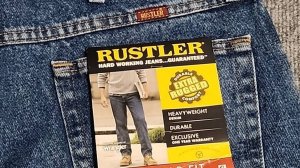 Джинсы Rustler Denim мужские синие с прямыми карманами произведены в Мексике