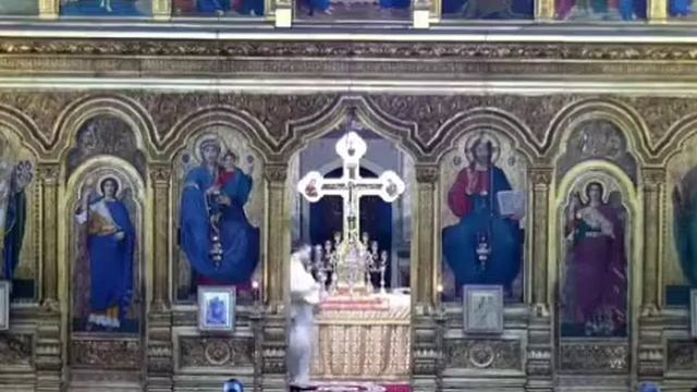 Sfanta Liturghie la Catedrala din Sibiu смотреть онлайн