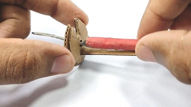 How To Make A Hand Grenade That Explodes || How to make a hand grenade from cardboard || DIY смотреть онлайн