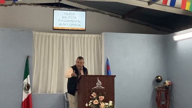 Pastor Juan Padilla jr ( Dios sigue siendo Dios aún en el valle )02/11/2022 смотреть онлайн